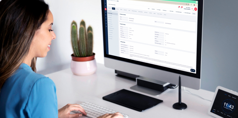 Real estate agent uses a CRM system